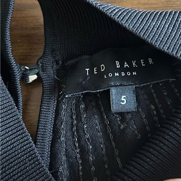 Ted Baker London Black Larinaa Embellished Knit Vest Sleeveless Sweater Large - Picture 15 of 16